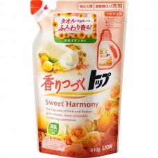 Японский гель для стирки с кондиционером Lion Kaori Tsuzuku Sweet Harmony, мягкая упаковка